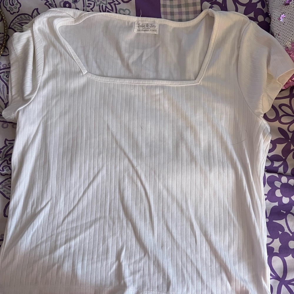 White short sleeve